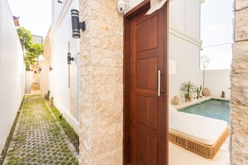 Twin - Cosy 2 Bdr W/pool. *